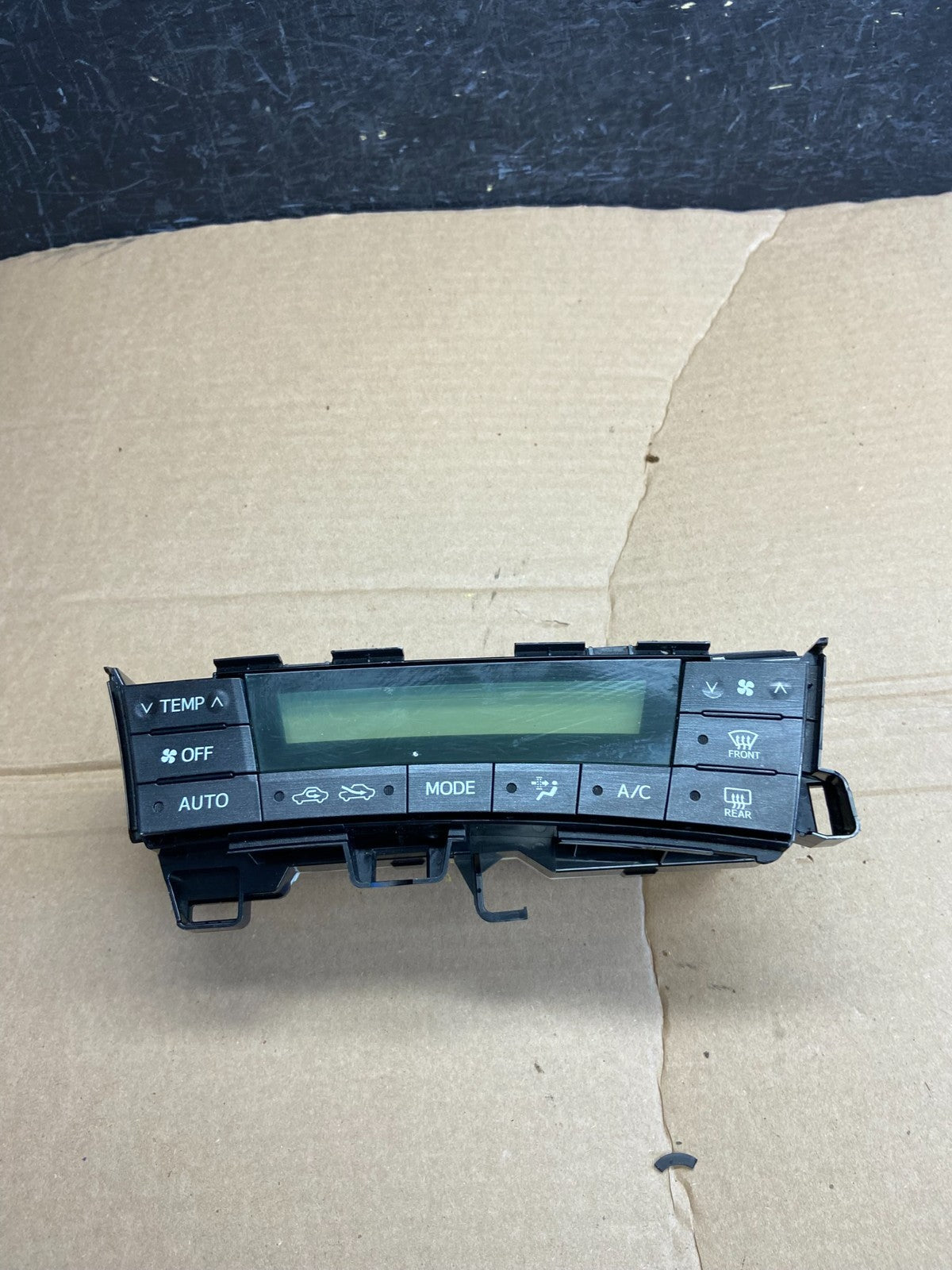 2010 to 2015 Toyota Prius A/C Heater Climate Control Unit Switch AF1779 DG0