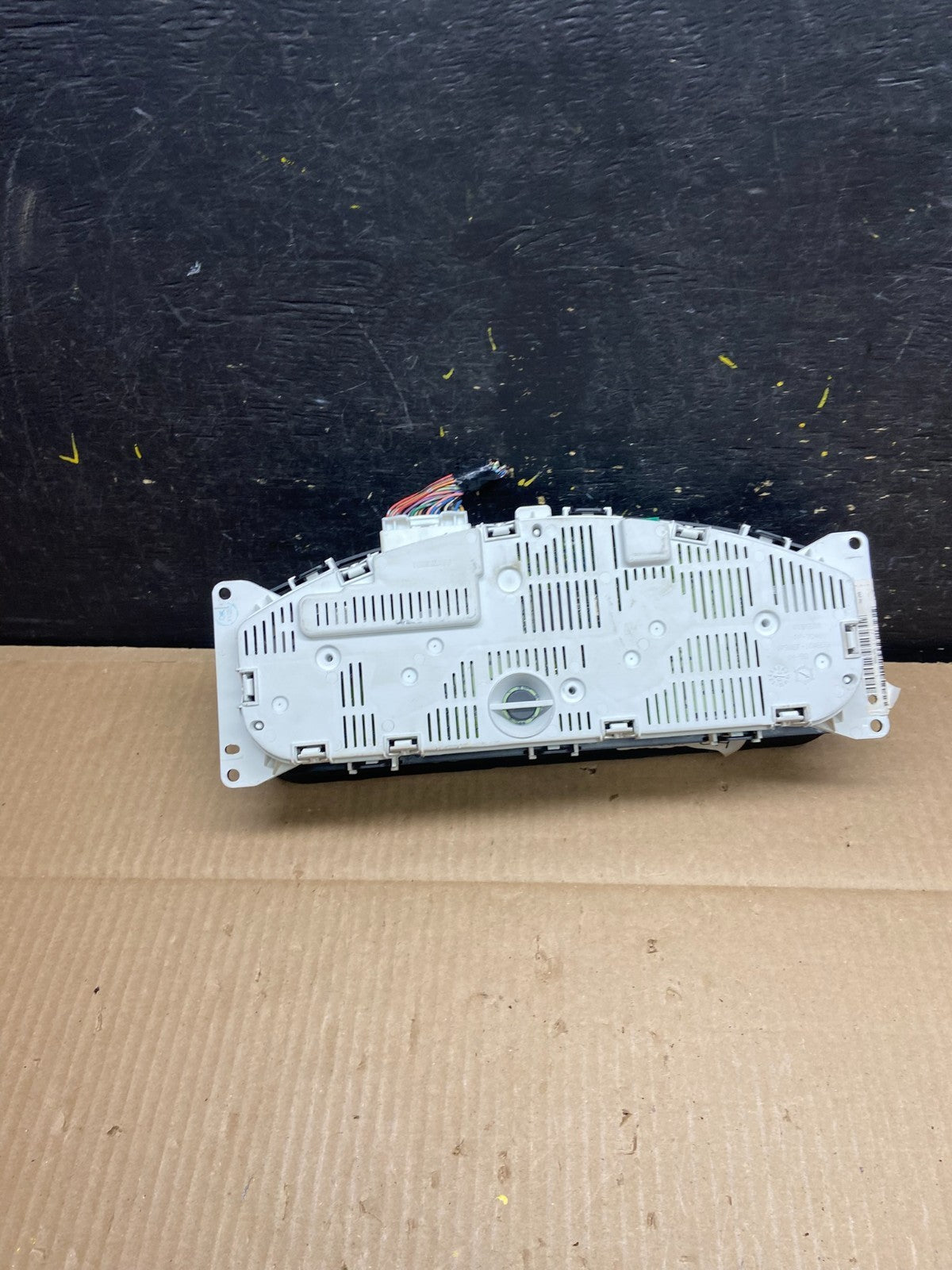 2006-2007 Nissan Pathfinder Xterra Cluster Speedometer Instrument OEM U5986 PS5