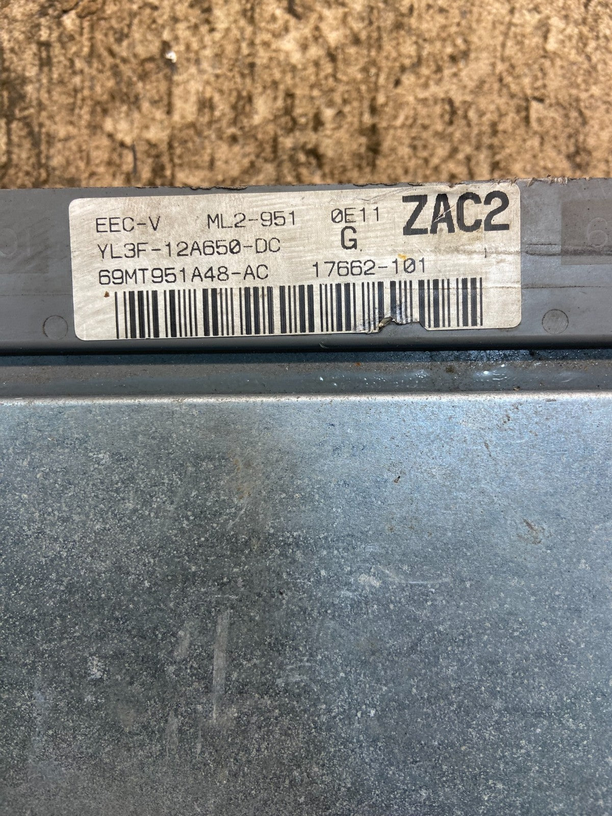 1999 2000 Ford F-150 F150 4.6L Engine Control Unit ECU Computer Module Z8962 DG3