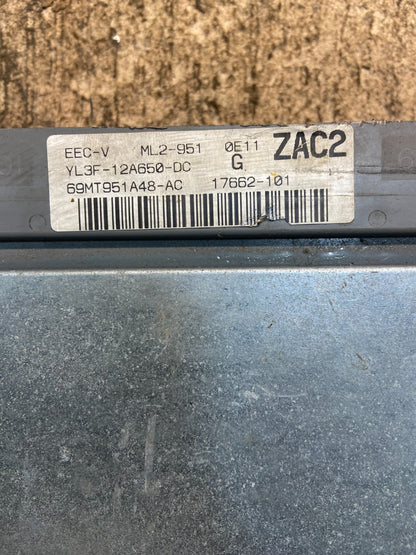 1999 2000 Ford F-150 F150 4.6L Engine Control Unit ECU Computer Module Z8962 DG3