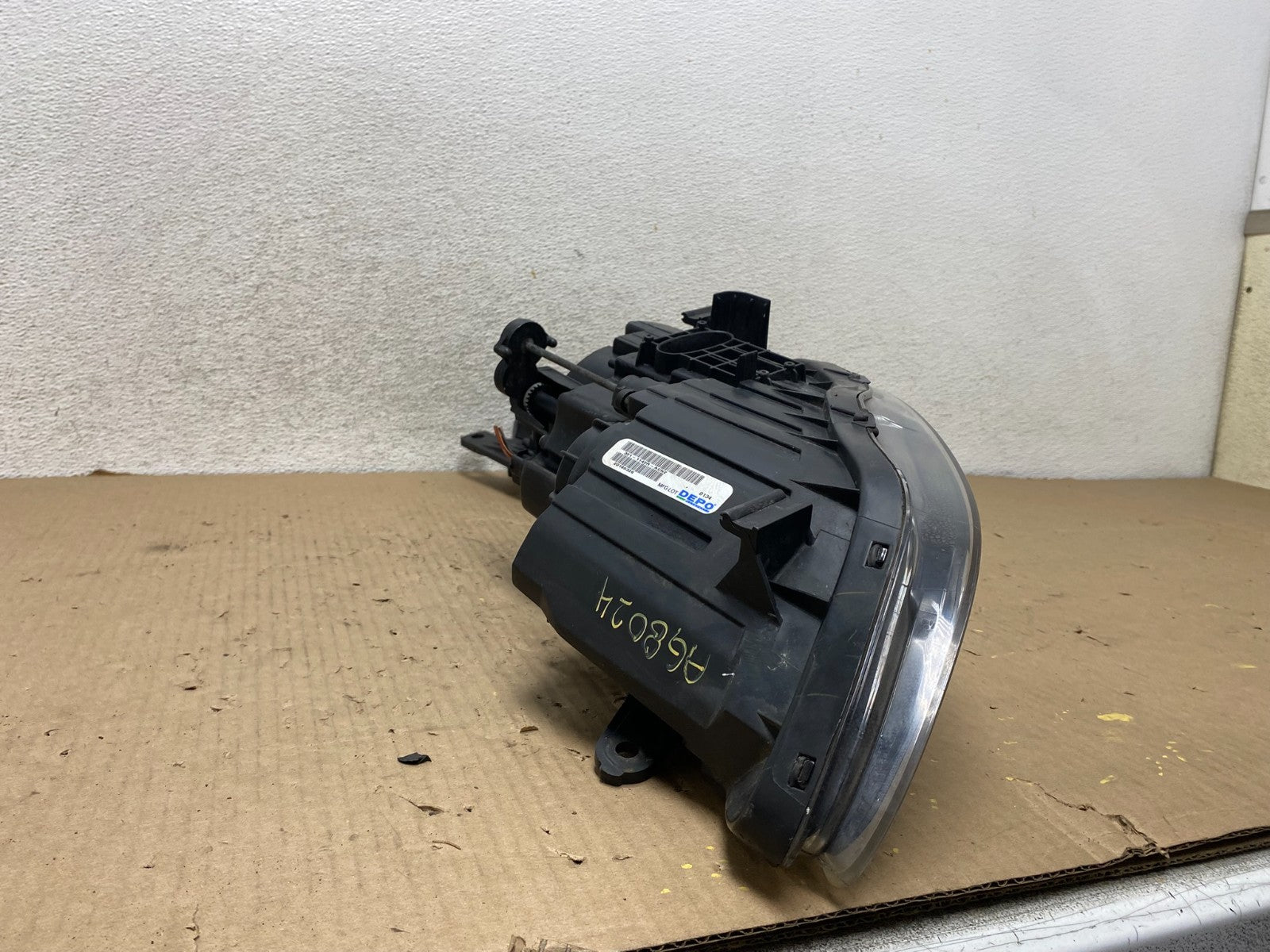 2011 2012 2013 Hyundai Elantra Right Passenger Headlight DEPO AG8024 DW8