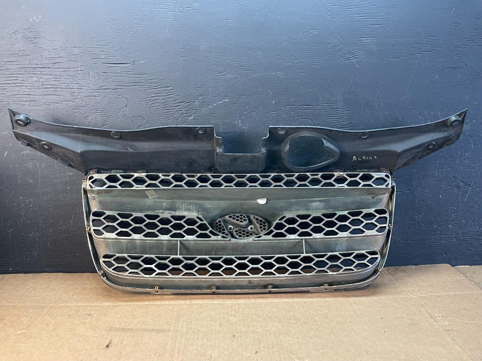 2007 to 2009 Hyundai Santa Fe Front Upper Grill Grille AC5103 DG5