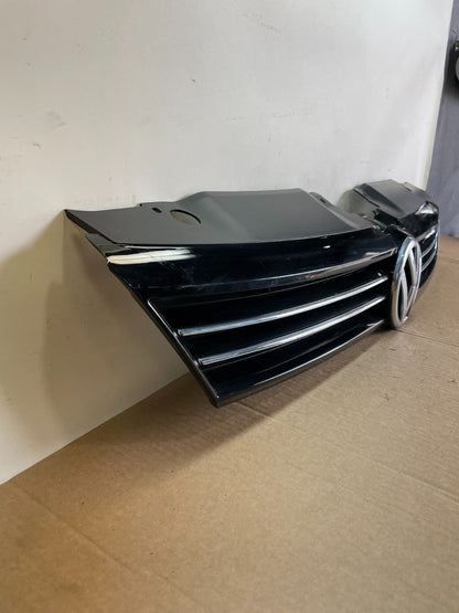 2011 to 2014 Volkswagen Jetta Sedan Front Upper Grille Grill ah6398 DG2