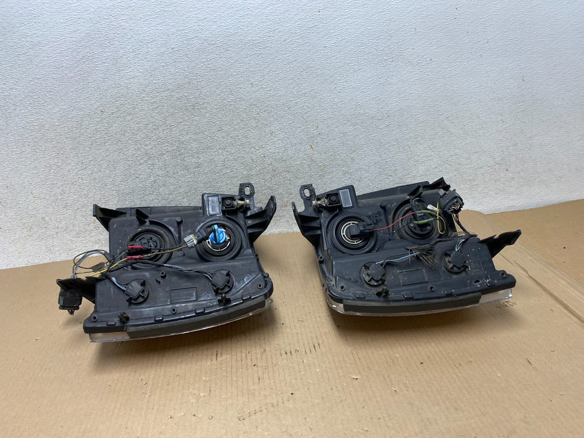 2007 to 2014 Chevrolet Silverado Left+Right Side Headlights AJ2476 DW14