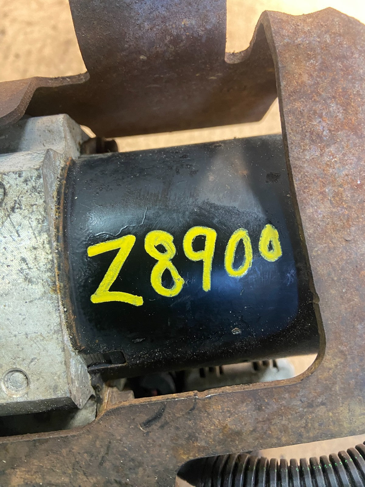 2003 - 2005 Chevrolet Silverado GMC Sierra ABS Anti-Lock Brake Module Z8900 DG7