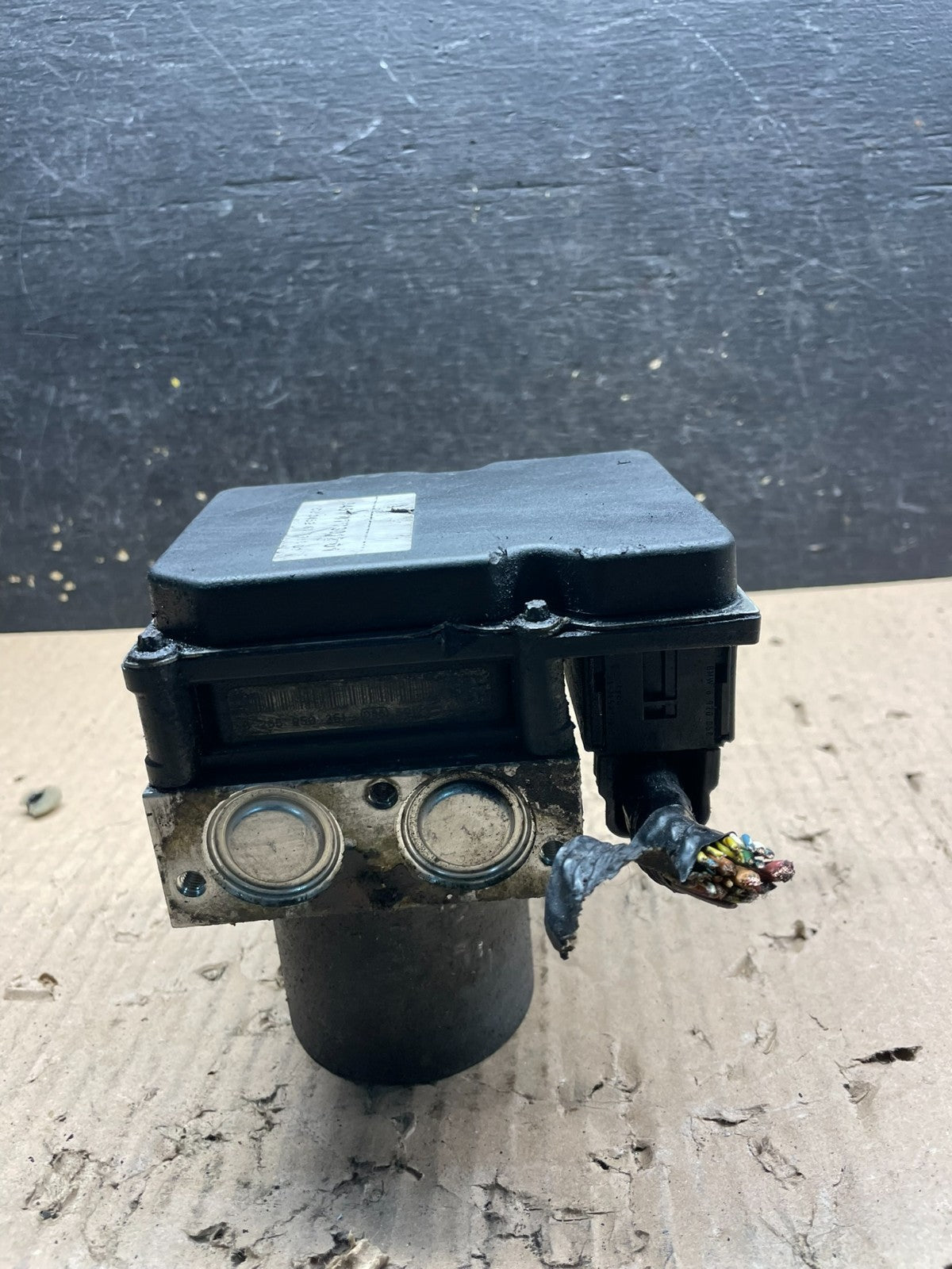 2004 2005 2006 BMW X3 ABS Anti-Lock Brake Pump 3451 6773012-0 OEM U1745 DG2