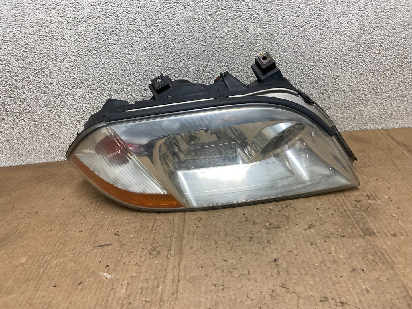2001 to 2003 Acura MDX Passenger Right RH Headlight AA6921 DW0