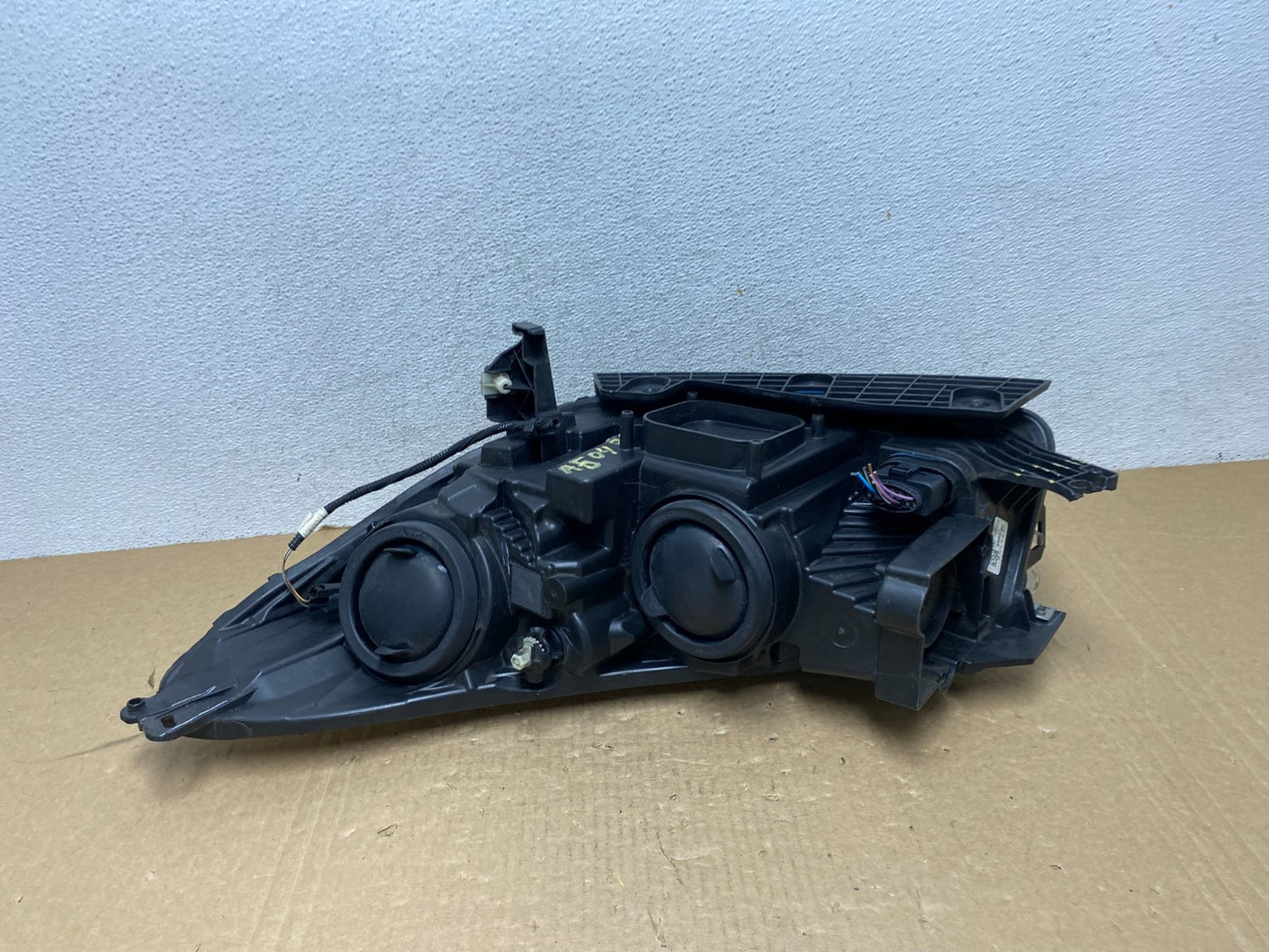 2017 - 2019 Ford Escape Right Passenger RH Side Halogen Headlight AG0479 DG6