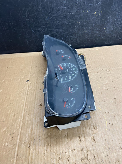 1999-2001 Ford Econoline E250 E350 Van Speedometer Instrument Cluster AD6909 DG2