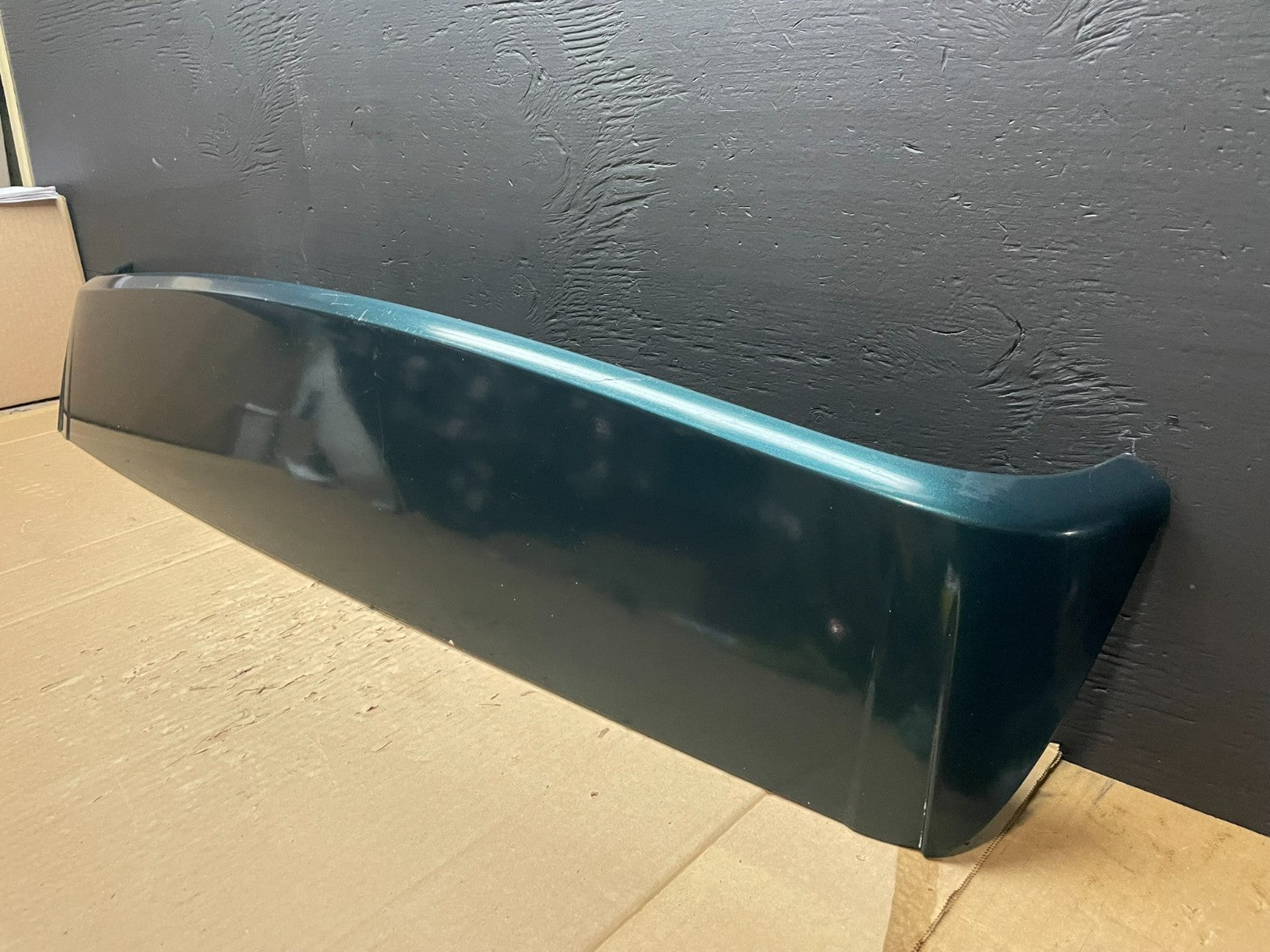 2003 to 2006 Porsche Cayenne Rear Spoiler Third Brake Light Wing OEM AB3240 DG1