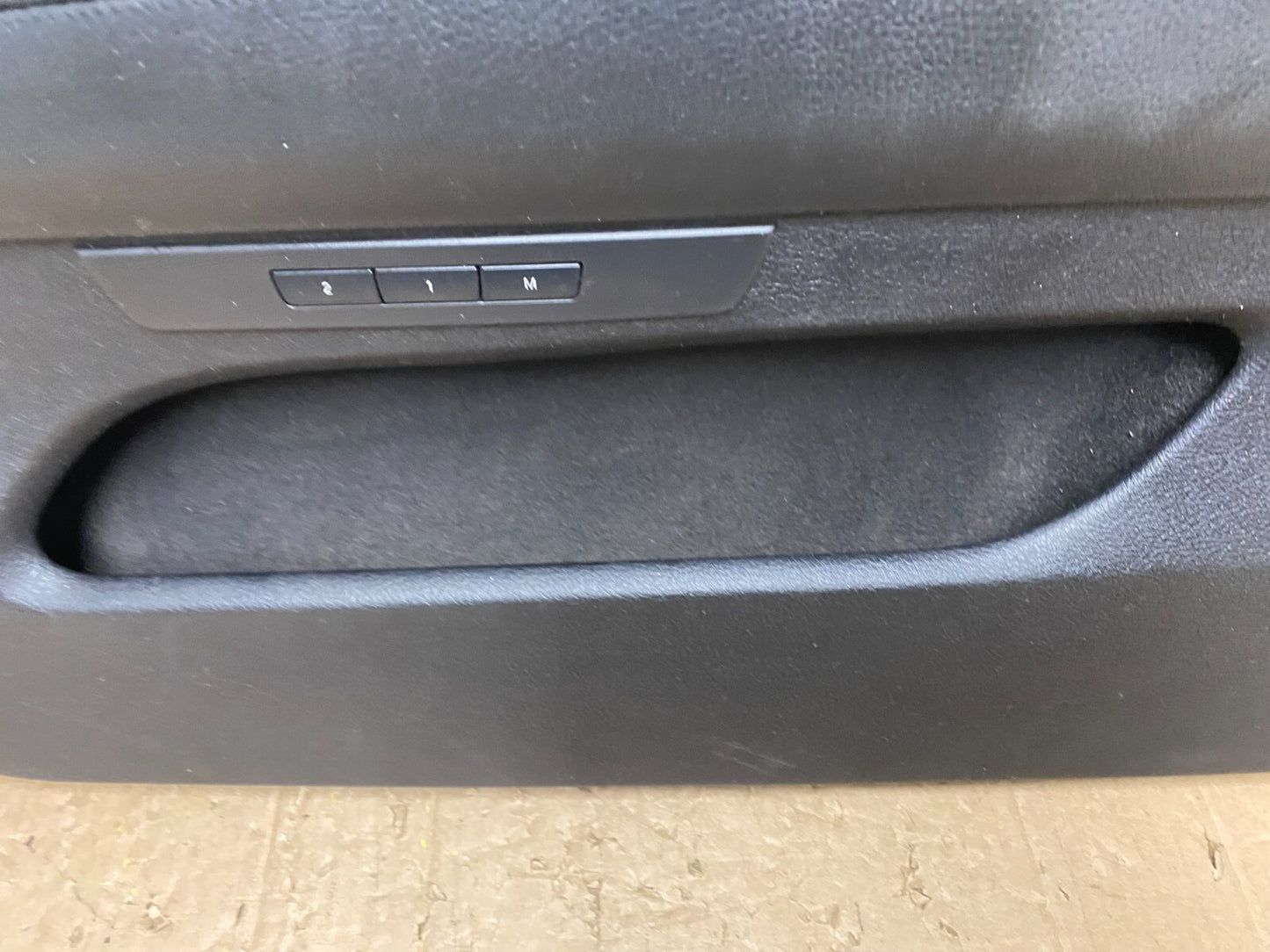 2010-2017 BMW F07 535i 550i GT Front Right Passenger RH Door Panel j2265 DG4