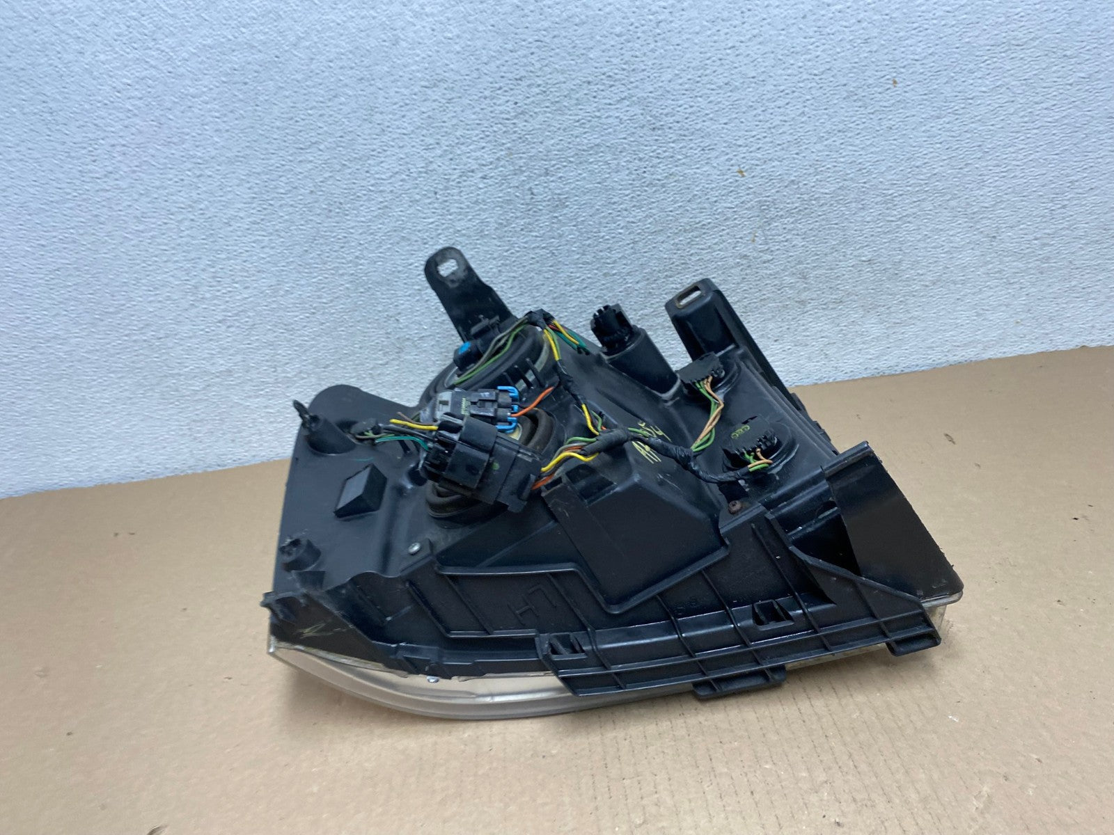 2007 - 2014 GMC Sierra Left Driver LH Side Halogen Headlight AF3054 LK6
