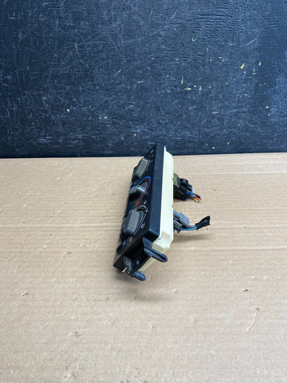 1999-2001 Chevrolet Tahoe AC Climate Control HVAC Rear Window Defogger AG0080 DG2