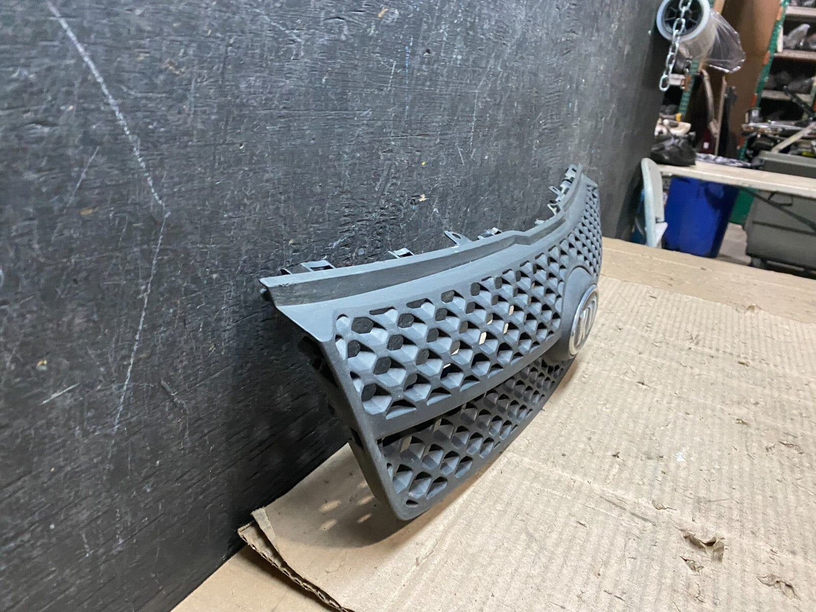 2007 to 2009 Kia Spectra 5 Door Hathcback Front Upper Grill Grille H4428 DG OEM2