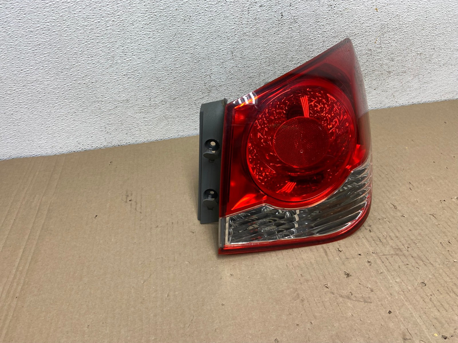 2011 2012 2013 2014 Chevrolet Cruze Right Passinger RH Side Tail Light AE9563 LK2