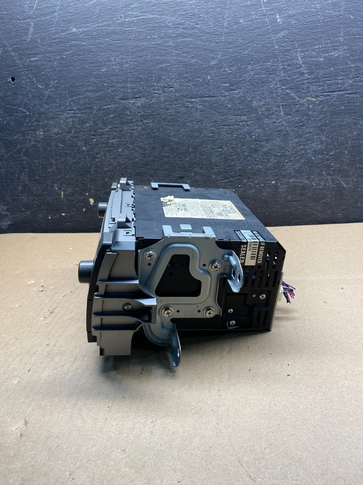 2009 to 2010 Toyota Corolla Matrix Radio AM/FM CD Player ai7383 DG1