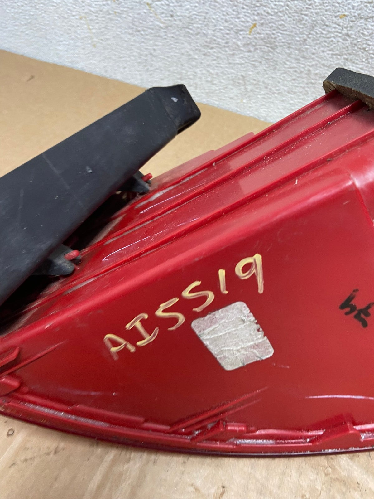 2011 to 2014 Volkswagen Jetta Left Driver LH Side Tail Light AI5519 LK6