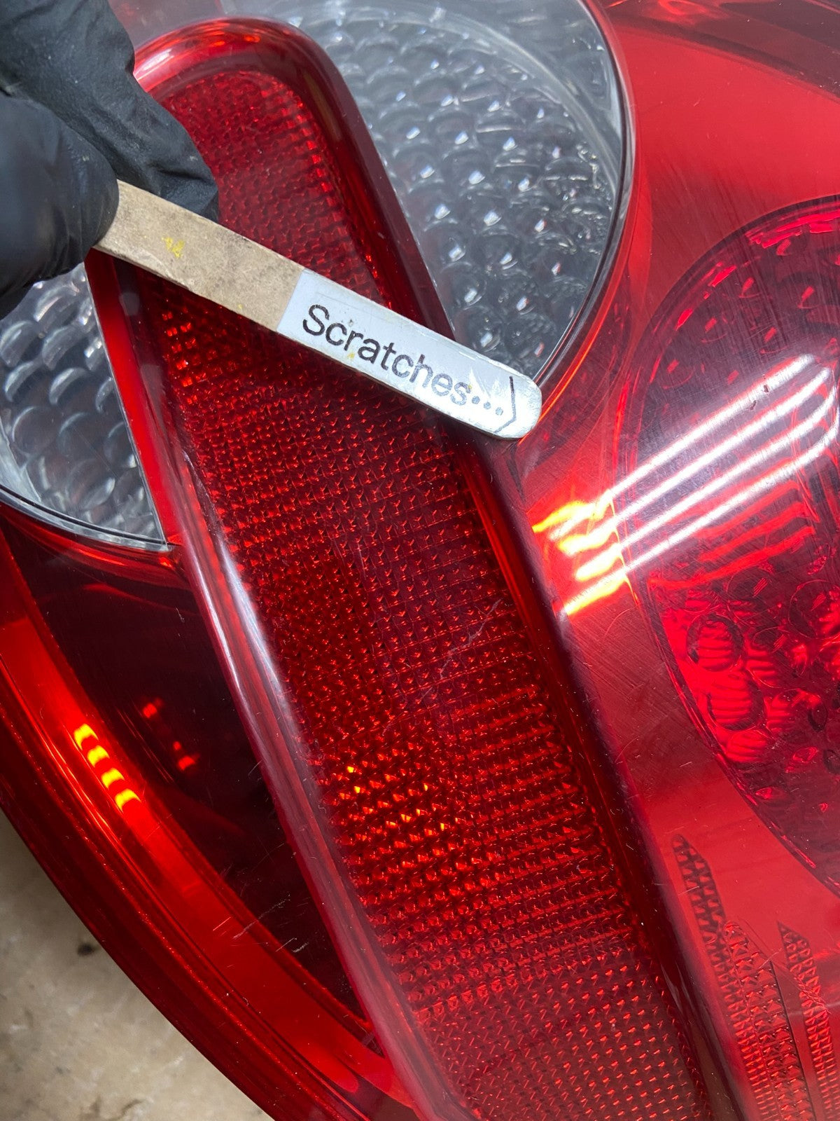 2006 - 2010 Mercedes W251 R-CLASS Right Passenger RH Side Tail Light AA6545 DW3