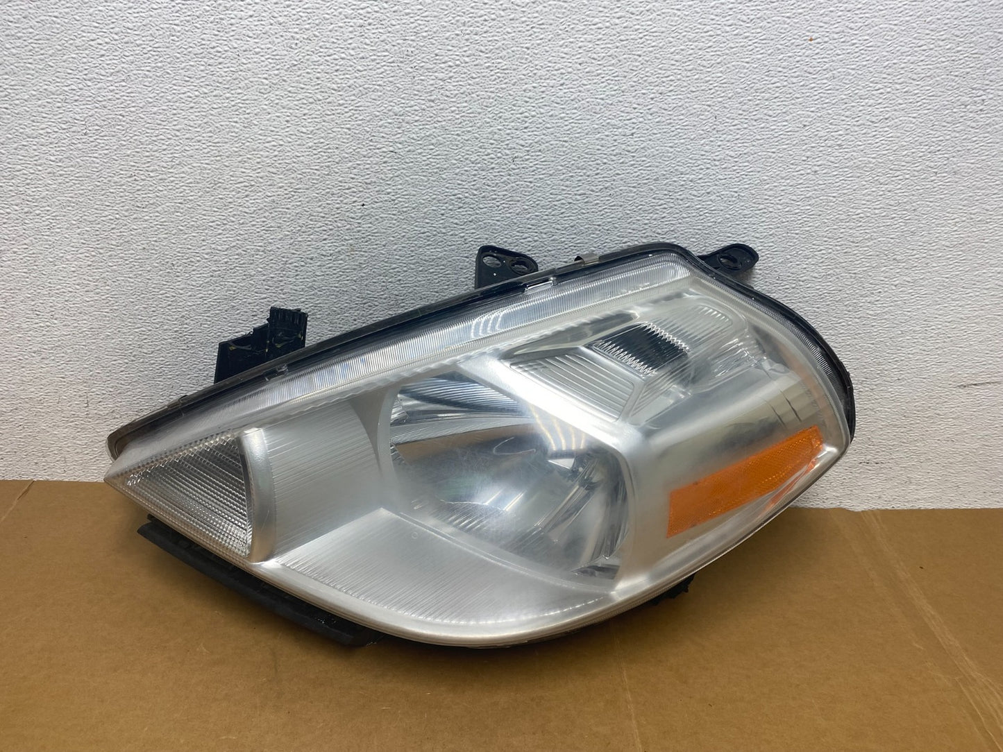 2008 to 2012 Nissan Versa Headlight Halogen Left Driver Lh Side AD8894 DW0