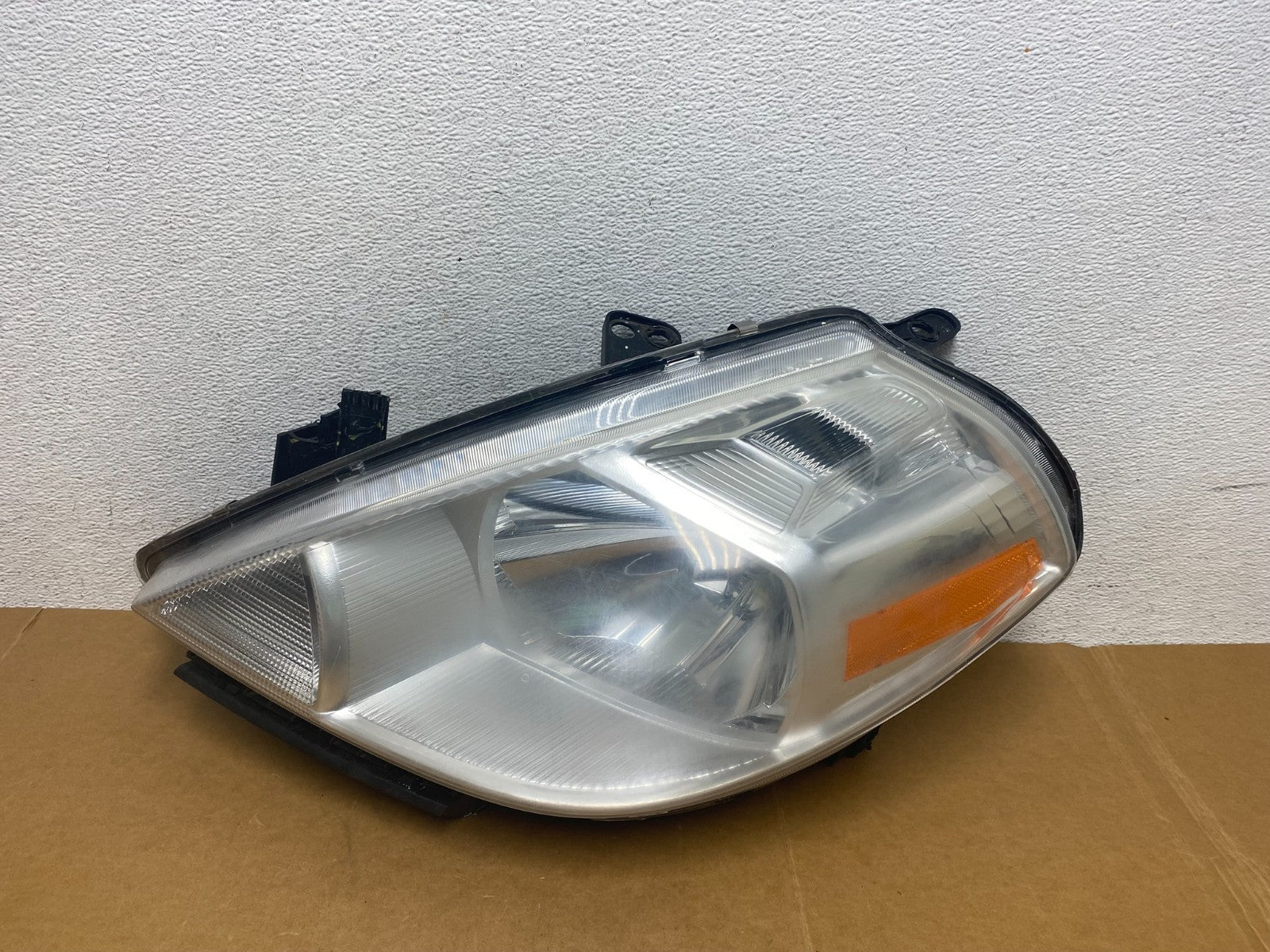 2008 to 2012 Nissan Versa Headlight Halogen Left Driver Lh Side AD8894 DW0