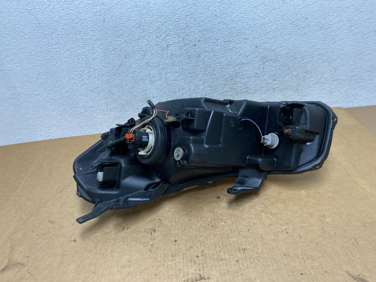 2007-2013 Suzuki SX4 Right Passenger RH Side Halogen Headlight AE3286 DW7