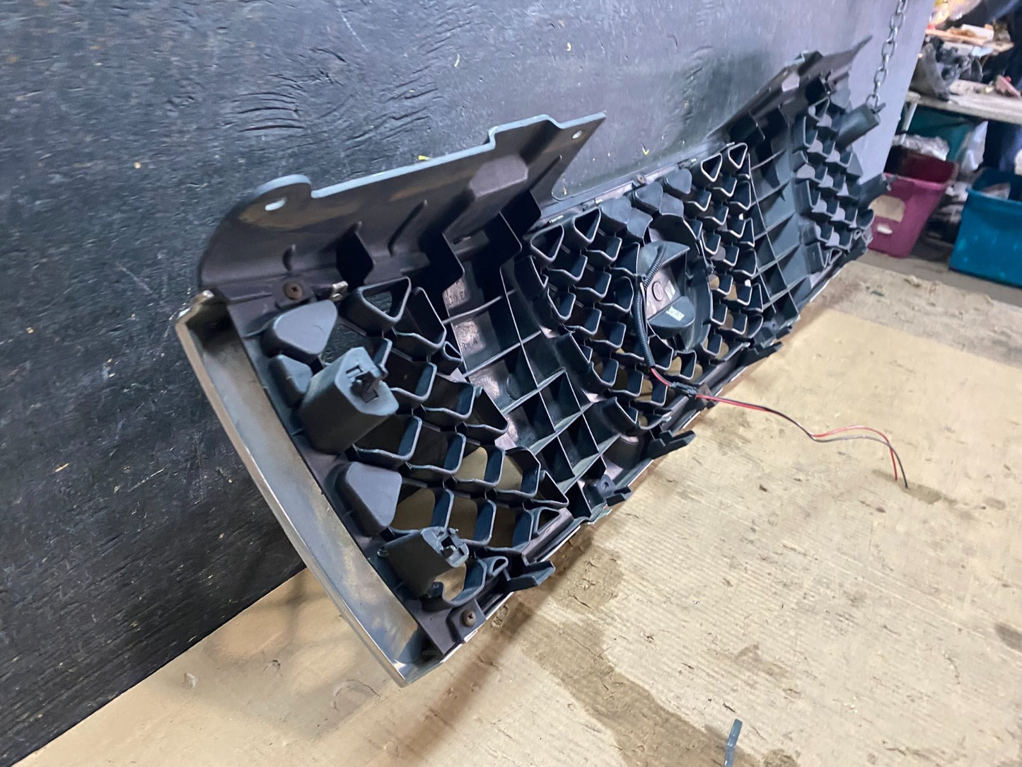 2005 2006 2007 Nissan Pathfinder Chrome Front Upper Grill Grille Oem x3223 DG9