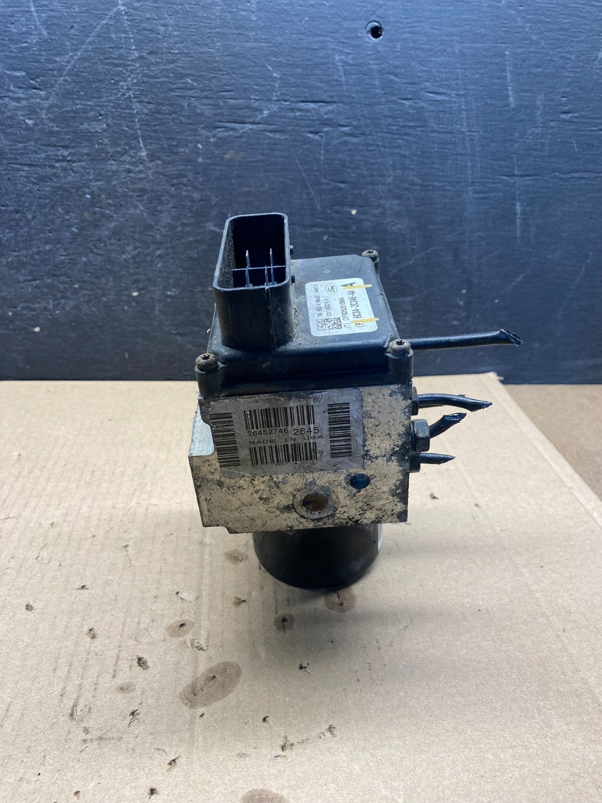 2006 2007 Ford E250 E350 Anti-Lock ABS Antilock Brake Pump AH3205 DG4