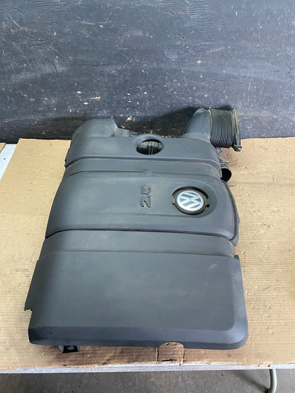 2005 - 2008 Volkswagen Jetta Beetle 2.5L Passat Engine Cover 07k129601G R5104 DG3