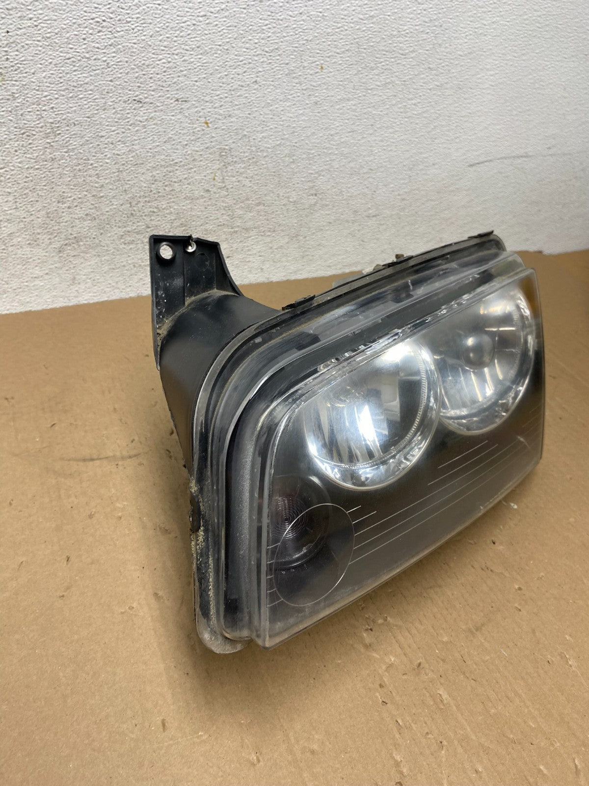 2006-2010 Dodge Charger Left Driver LH Side Halogen Headlight AD6477 DW1