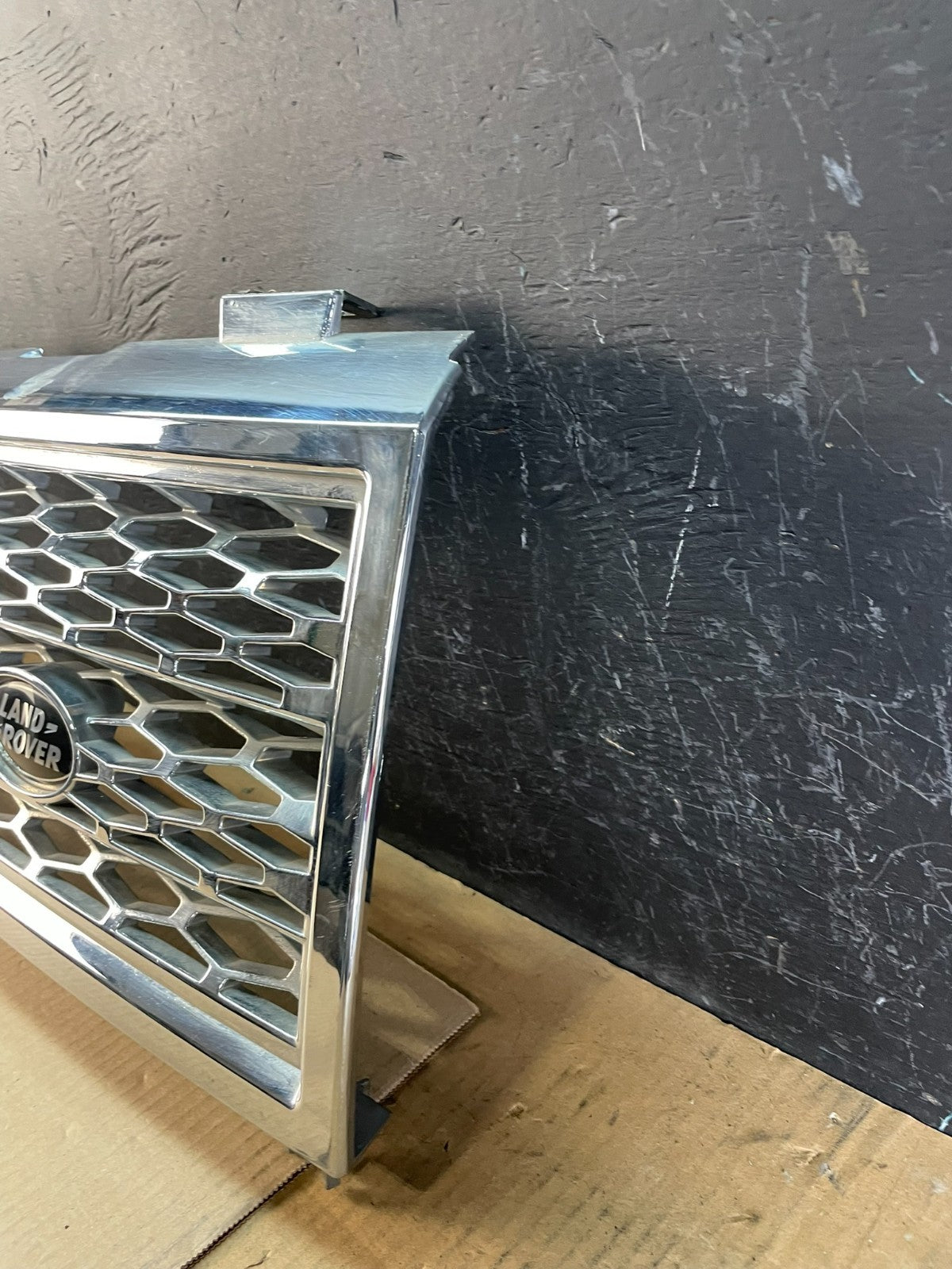 2003 to 2005 Land Rover Range Rover L322 Honeycomb Chrome Front Grill AC19461