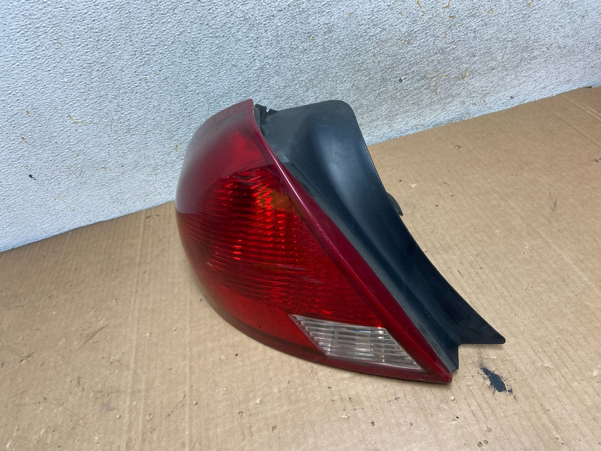 2000 2001 2002 2003 Ford Taurus Left Driver Lh Side Tail Light AI8486 LK1
