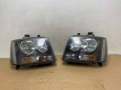 2007 to 2013 Chevrolet Suburban Tahoe Left+Right Set Headlights AI1274 DW0