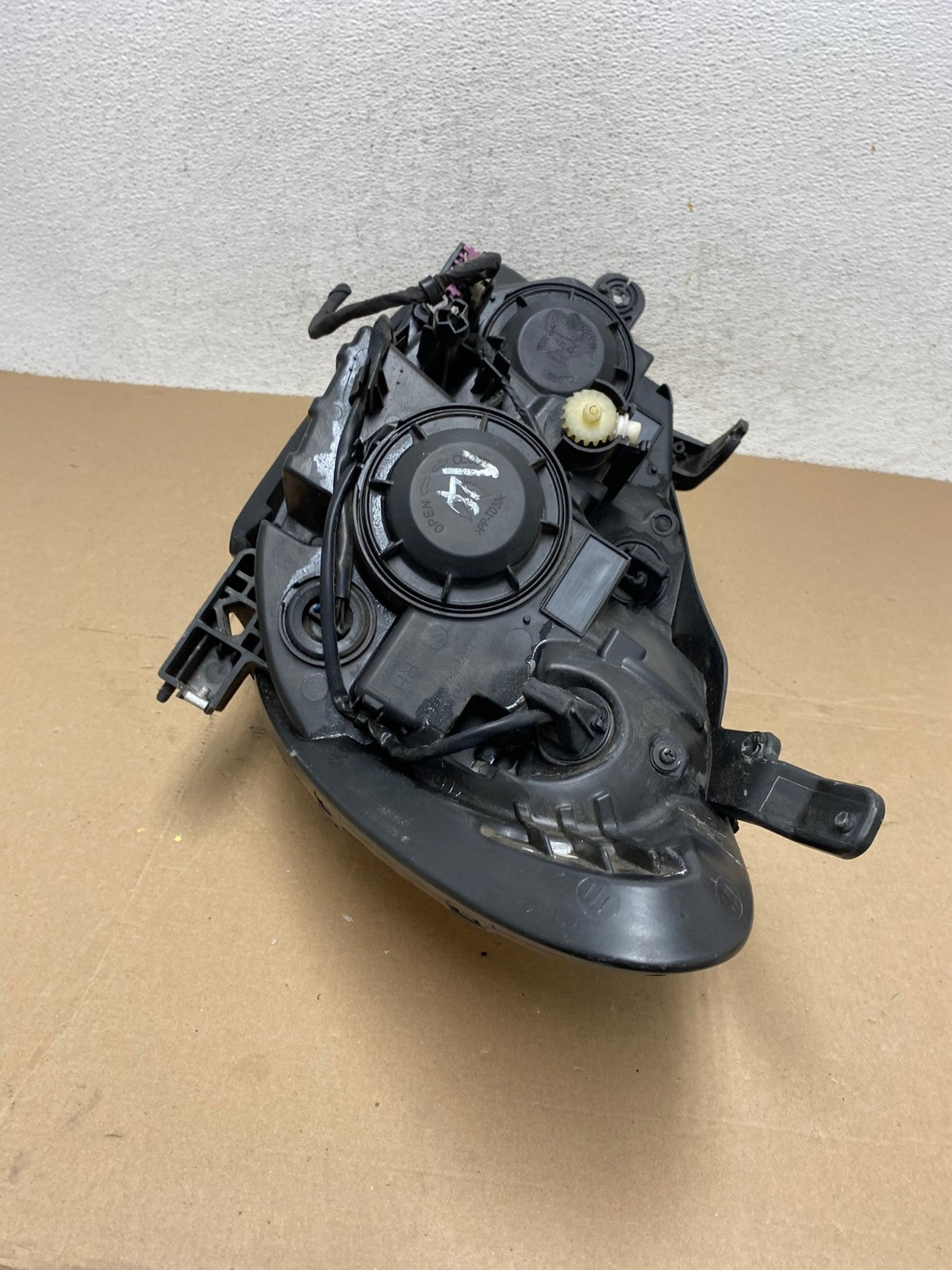 2013 - 2016 Buick Encore Right Passenger RH Side Halogen Headlight AF4413 LK7