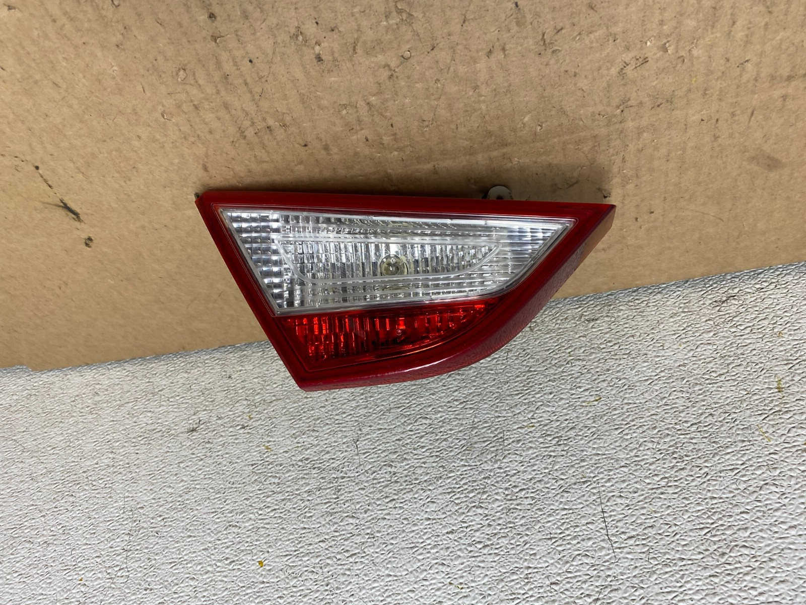 2011 2012 2013 2014 Hyundai Sonata Left Driver Inner Tail Light Oem L8354 DW0