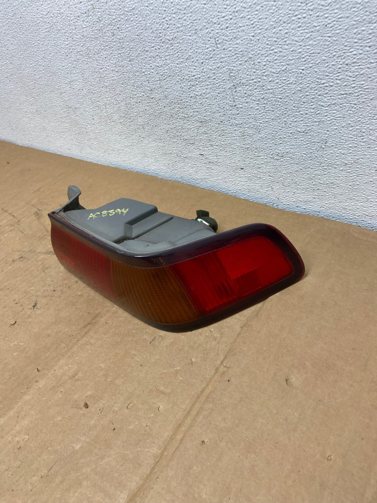 1997 1998 1999 Toyota Camry Tail Light Right Passenger Rh Side AC8594 LK1
