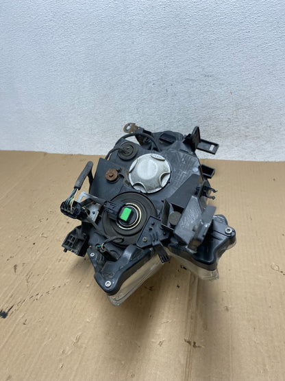 2015 to 2018 Nissan Murano Headlight Right Passenger RH AE9015 DW6