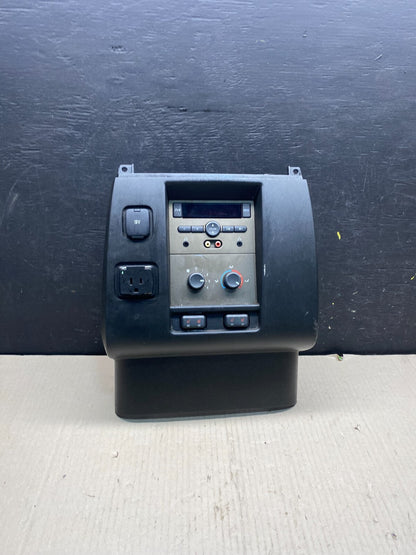 2011 - 2014 Lincoln Navigator Rear Player Radio Climate Control Outlet O1717 DG0