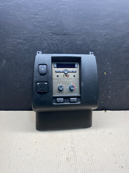 2011 - 2014 Lincoln Navigator Rear Player Radio Climate Control Outlet O1717 DG0
