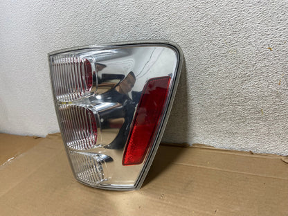 2005 to 2008 Chevrolet Equinox Right Passenger Rh Side Tail Light AG9174 LK2