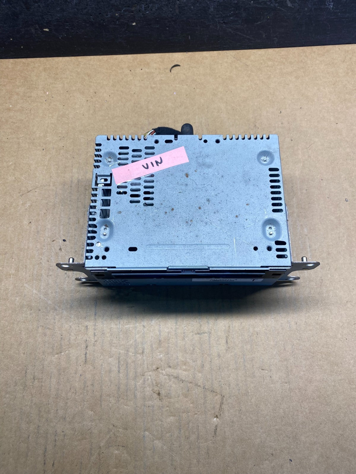 2016 to 2017 Ford Explorer Audio Equipment Radio Receiver AM FM CD AH4995 DG3