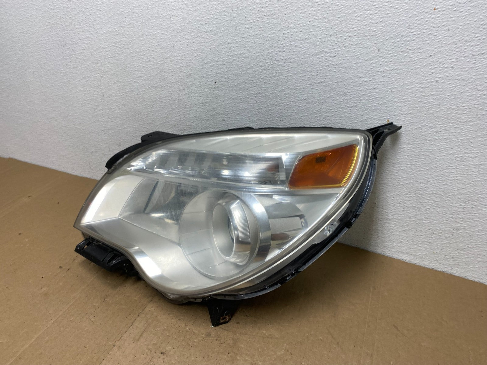 2010-2015 Chevrolet Equinox Halogen Projector Headlight Left Driver AC573 DW1