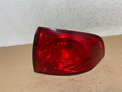 2004 2005 2006 Nissan Sentra Right Passenger Rh Side Tail Light AG4264 LK0