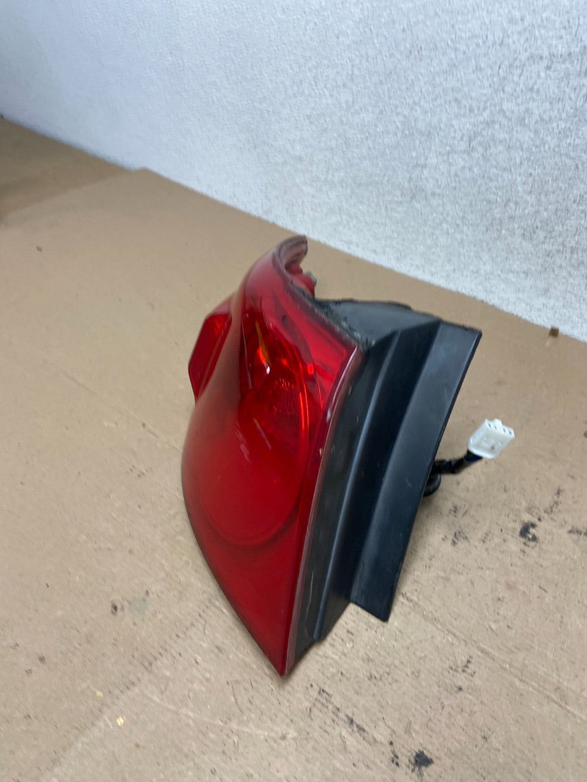 2007 - 2009 Hyundai Santa Fe Left Driver LH Side Tail Light AF4677 DW1