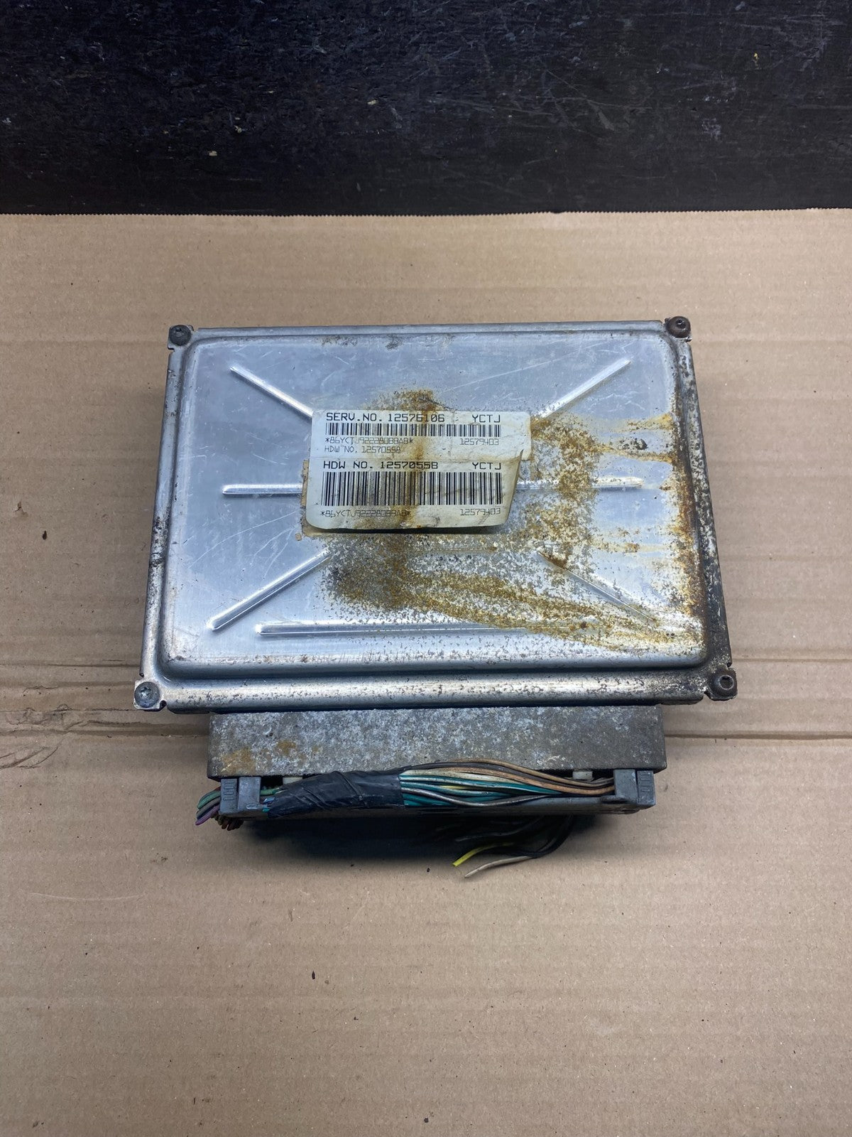 2003-2006 Chevrolet Tahoe Silverado Engine Control Unit Module ECM ECU AH9564 DG0