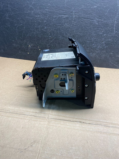 2004 to 2010 Toyota Sienna AM FM CD WMA Mp3 Radio Receiver AE9926 DG2
